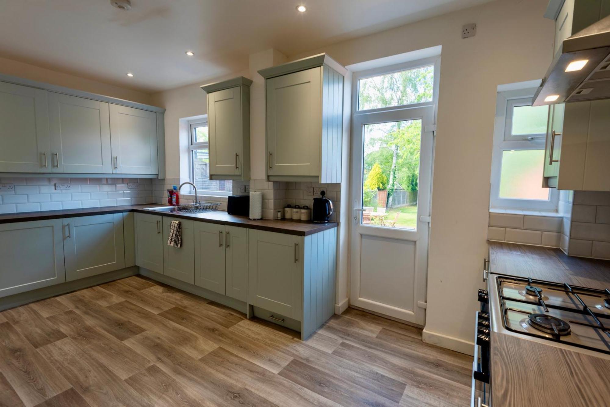 Double Room In Refurbished 5 Bed Home With Wifi And Tv BW Room 4 Солихъл Екстериор снимка